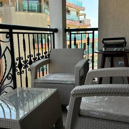 In Vip Club Delphin Διαμέρισμα *